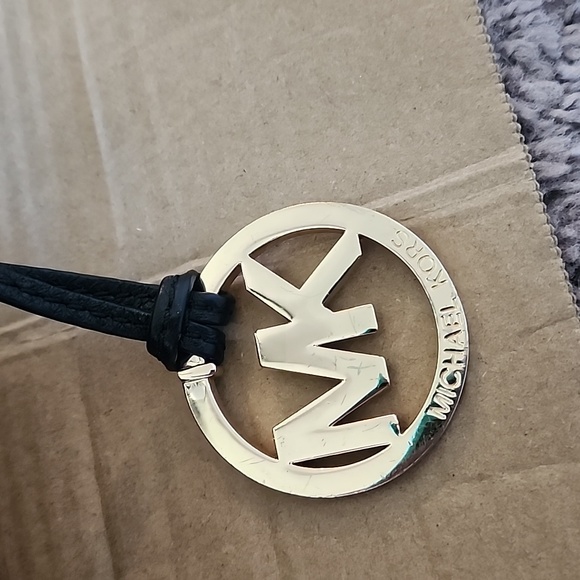 Michael Kors black leather Lattington satchel purse - Picture 7 of 14